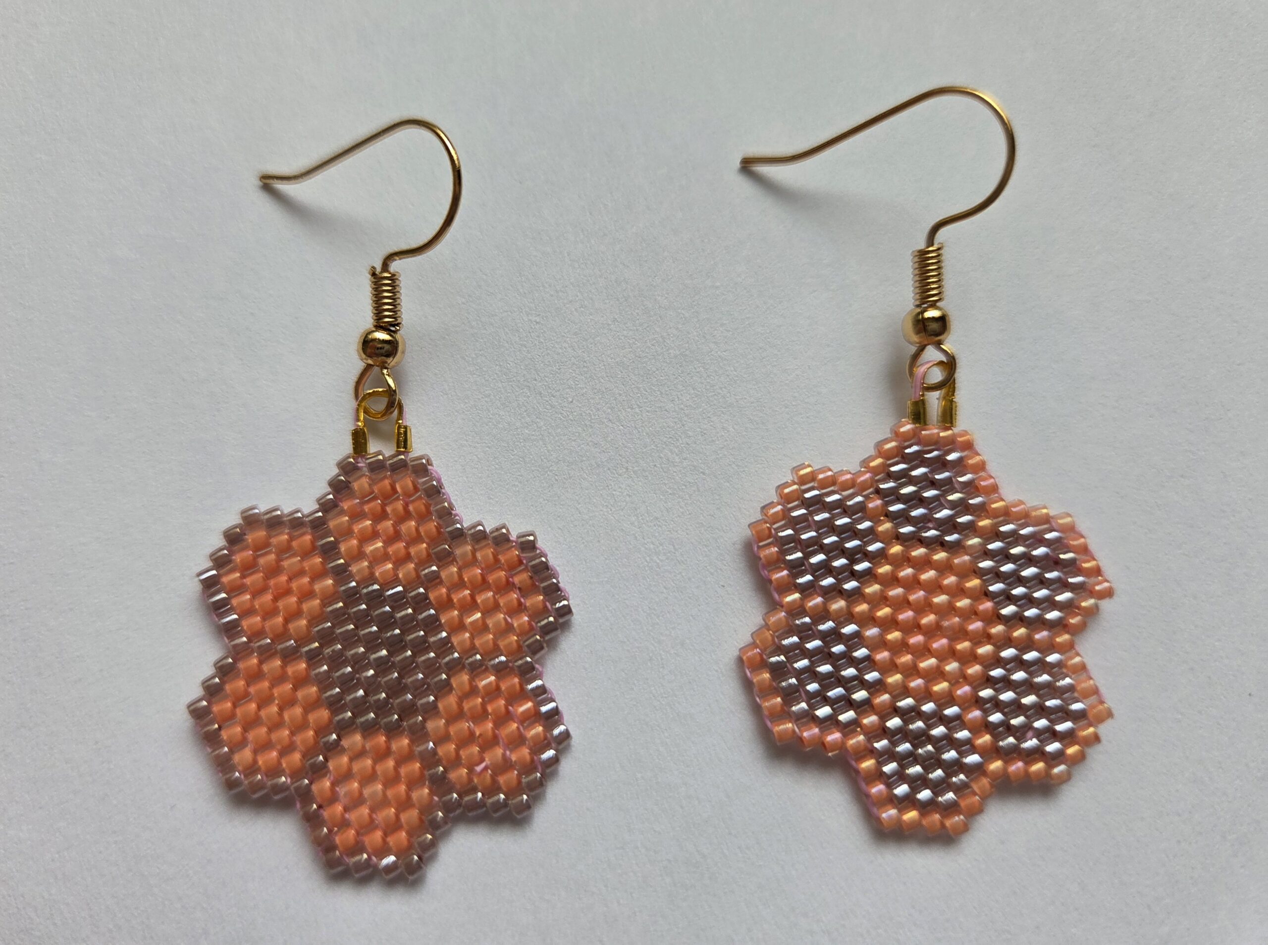 Beaded Peyote Flower Earrings - Image 3