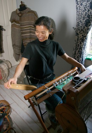 SAORI Weaving - Morning - Image 5