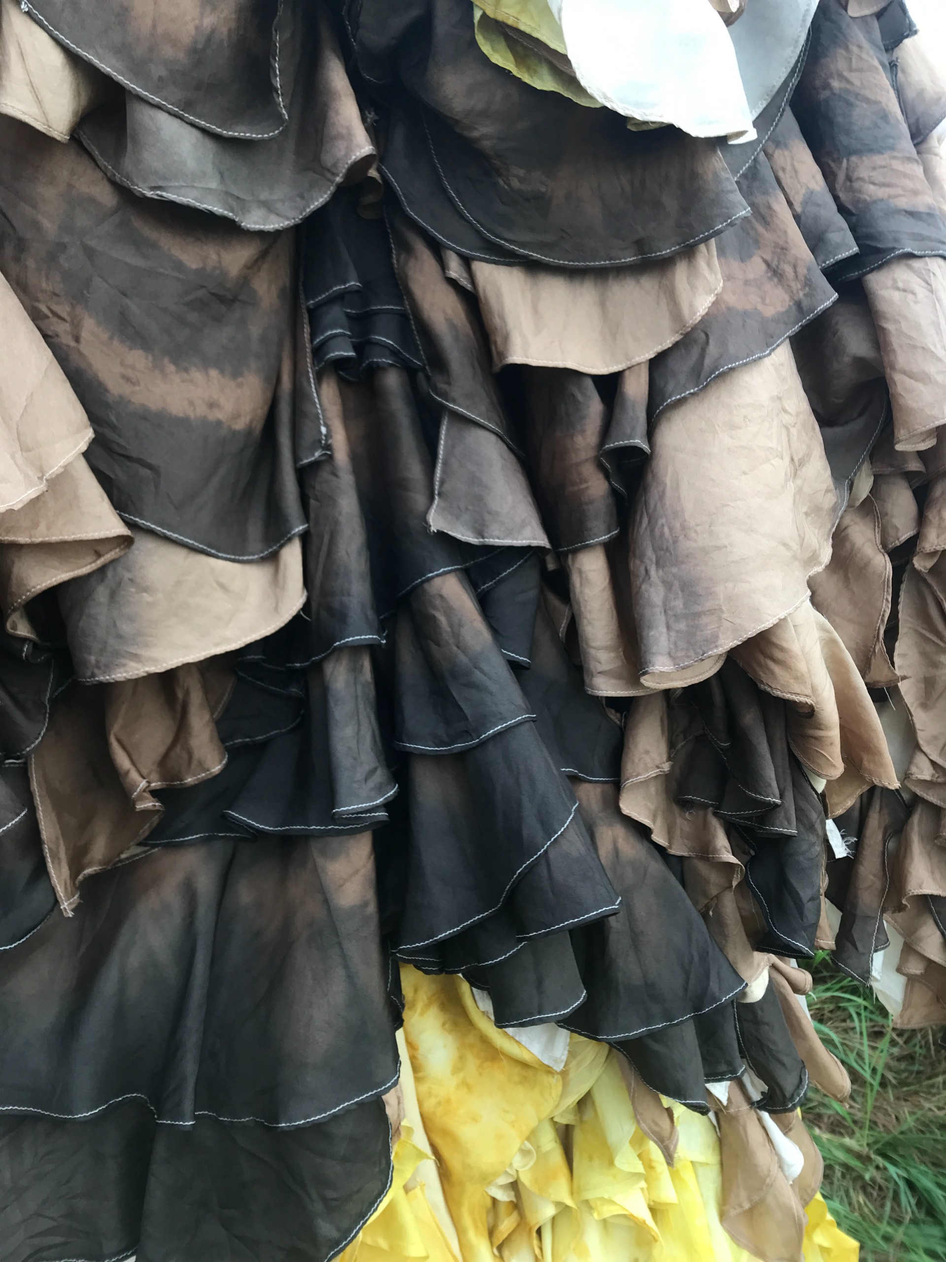 Thinking Through Color: Natural Dyes on Wool • Lesley Darling - Image 2